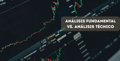 Comparativa 2026 entre análisis fundamental y análisis técnico para inversionistas mexicanos. Datos SPIVA, IPC BMV, Berkshire Hathaway y el enfoque híbrido que recomienda la AMIB.